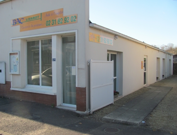Photo 0