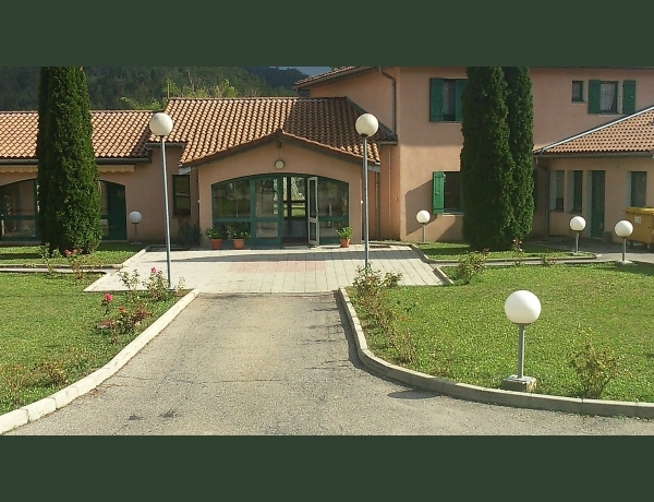 Photo 0