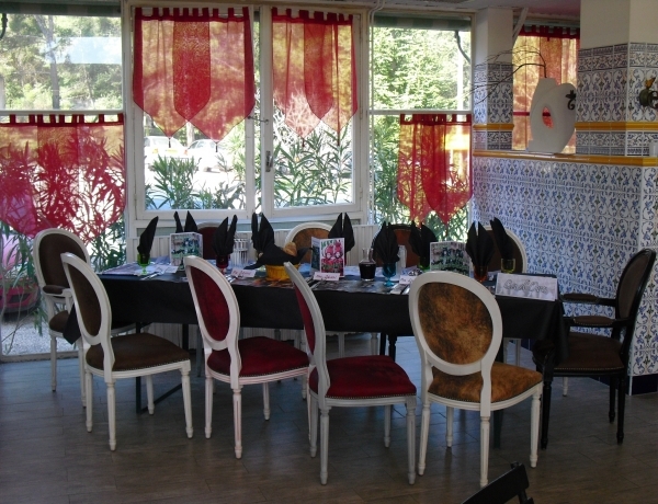 Photo 0