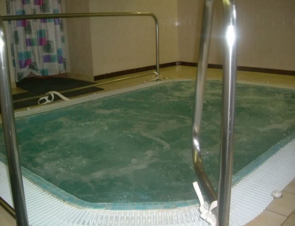 Photo 0