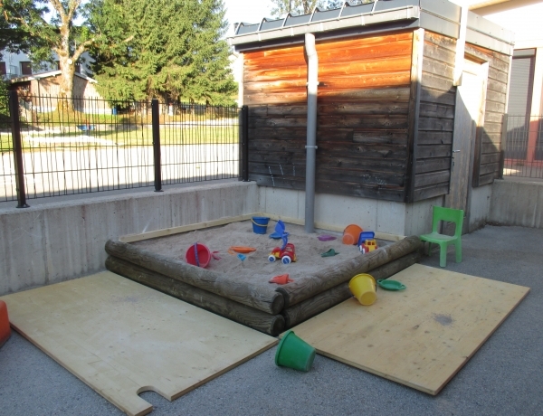 Photo 0