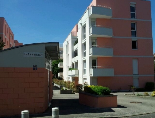 Photo 0