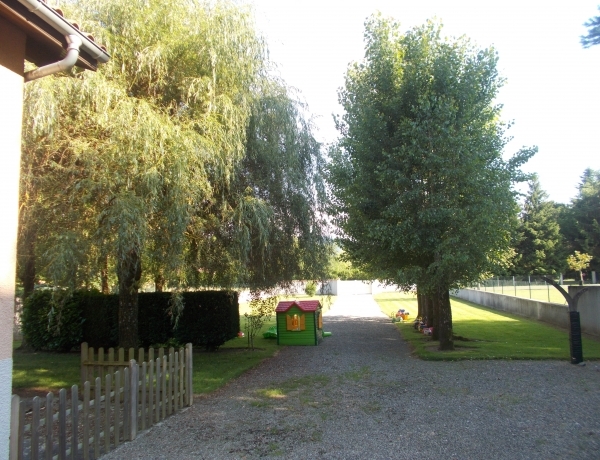 Photo 0